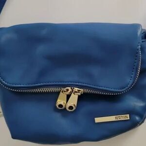 KENNETH COLE REACTION WOMENS FOLD OVER MINI CROSSBODY BAG BLUE 8”X 6” New